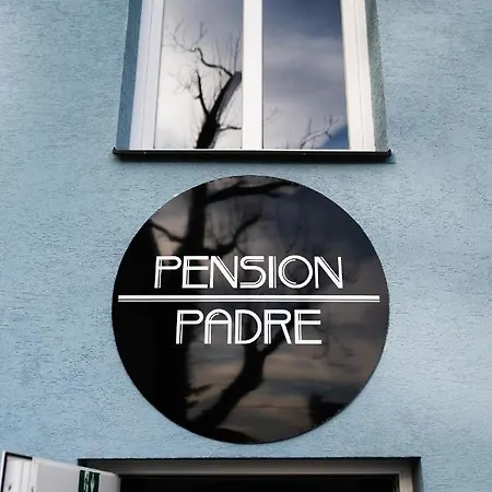 Padre 4*
